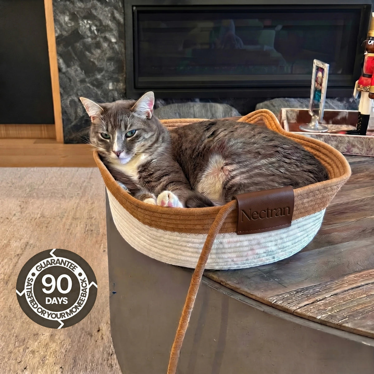 Nookla™ - Hand-woven natural fabric for your indoor cat